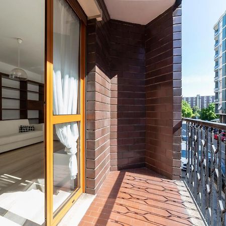 Cenisio M5 Lovely Apartment - With Balcony! Milan Exterior photo