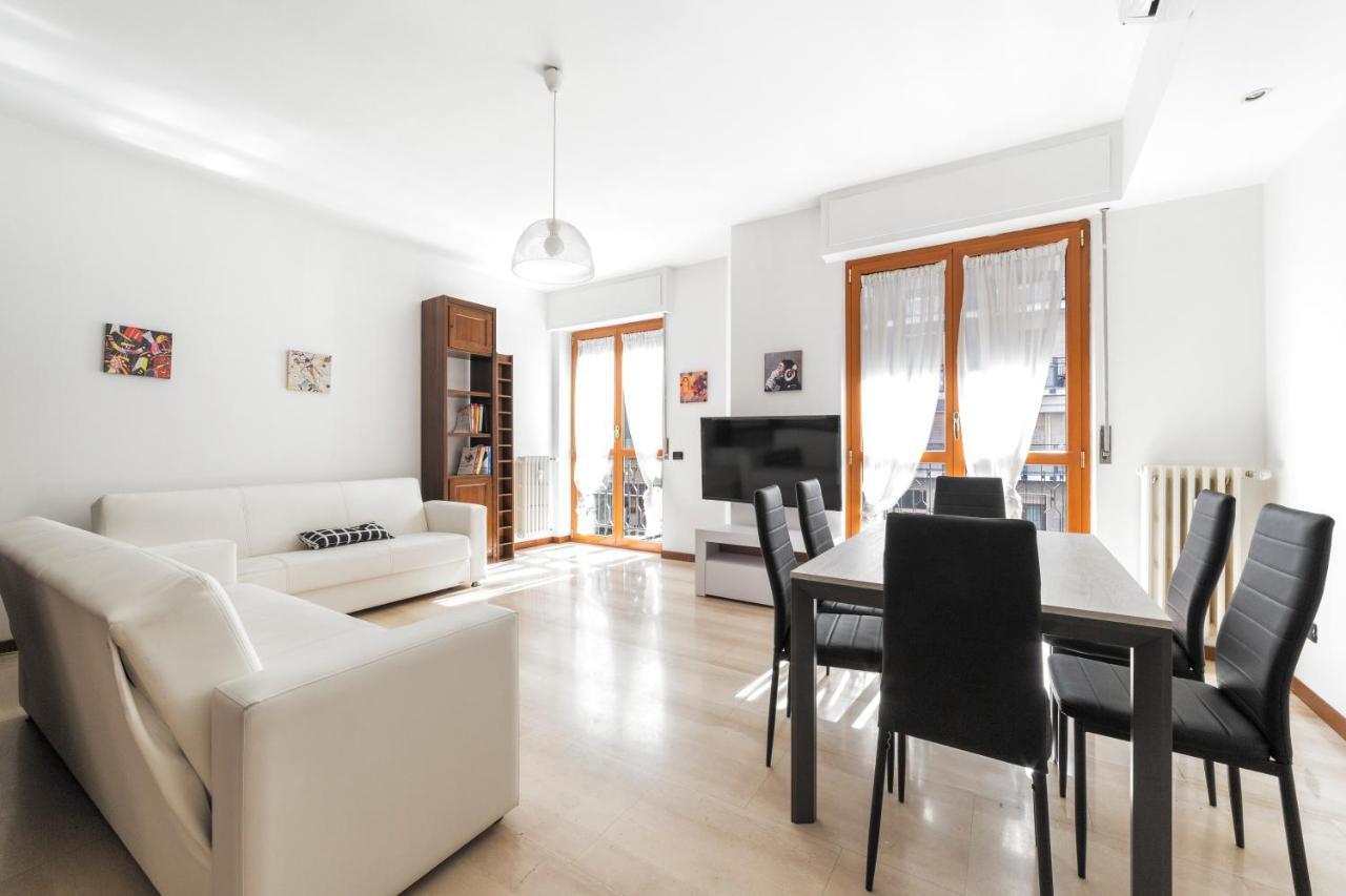 Cenisio M5 Lovely Apartment - With Balcony! Milan Exterior photo